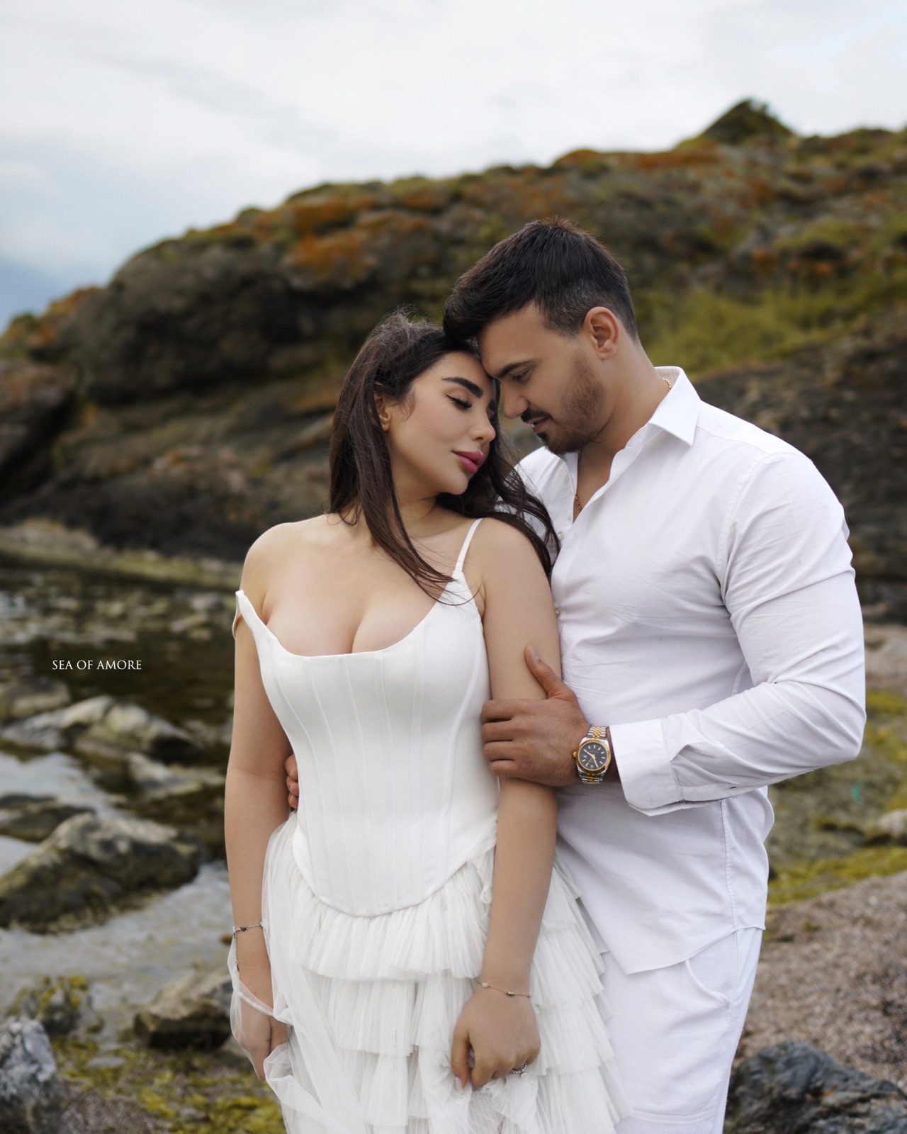 HG Weddings — Seaside wedding shoot